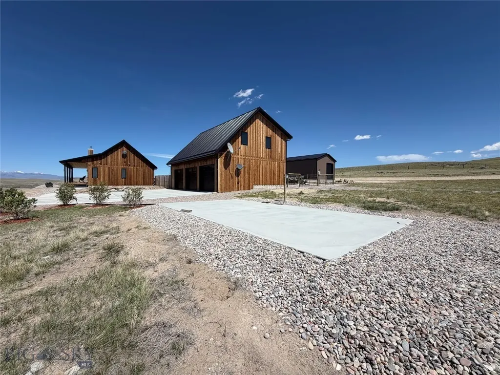 13502 Highway 41 Dillon MT 59725