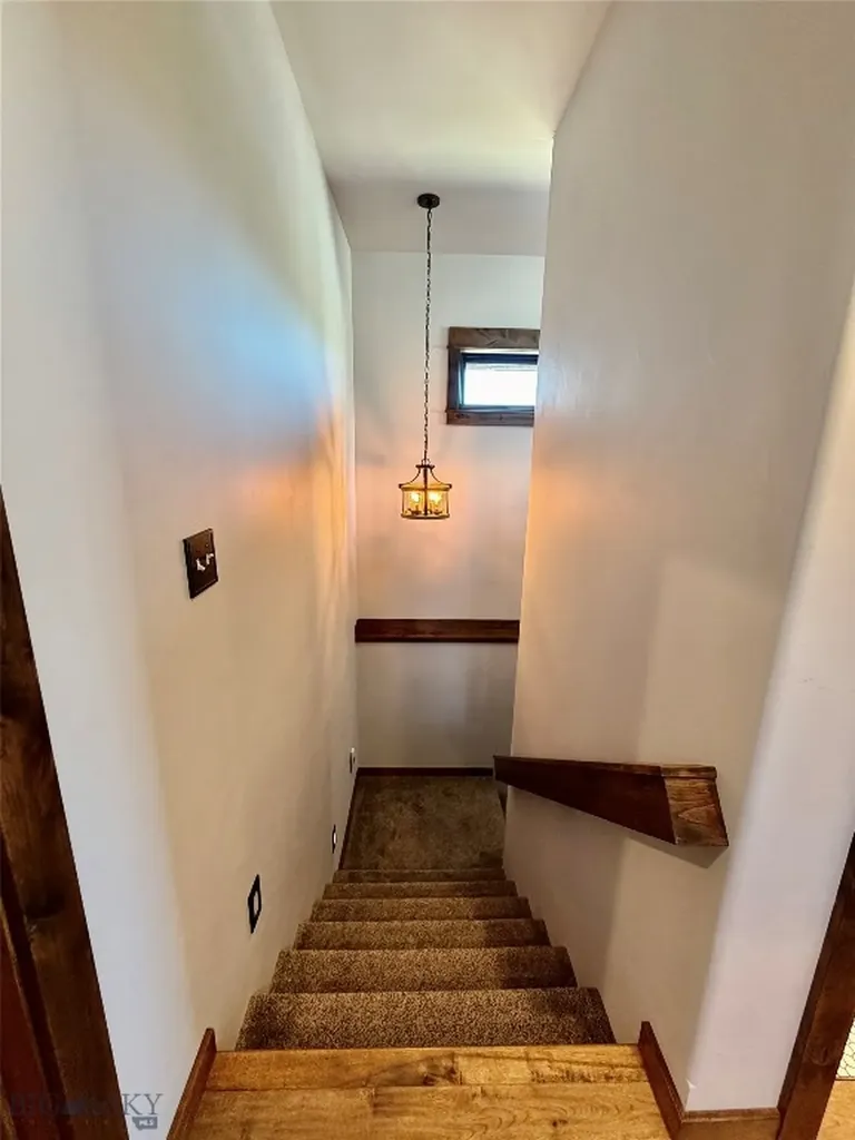 13502 Highway 41 Dillon MT 59725