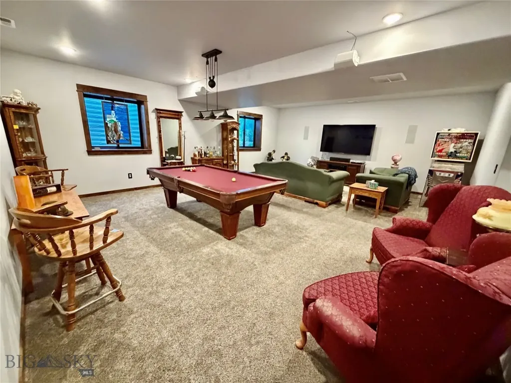 13502 Highway 41 Dillon MT 59725