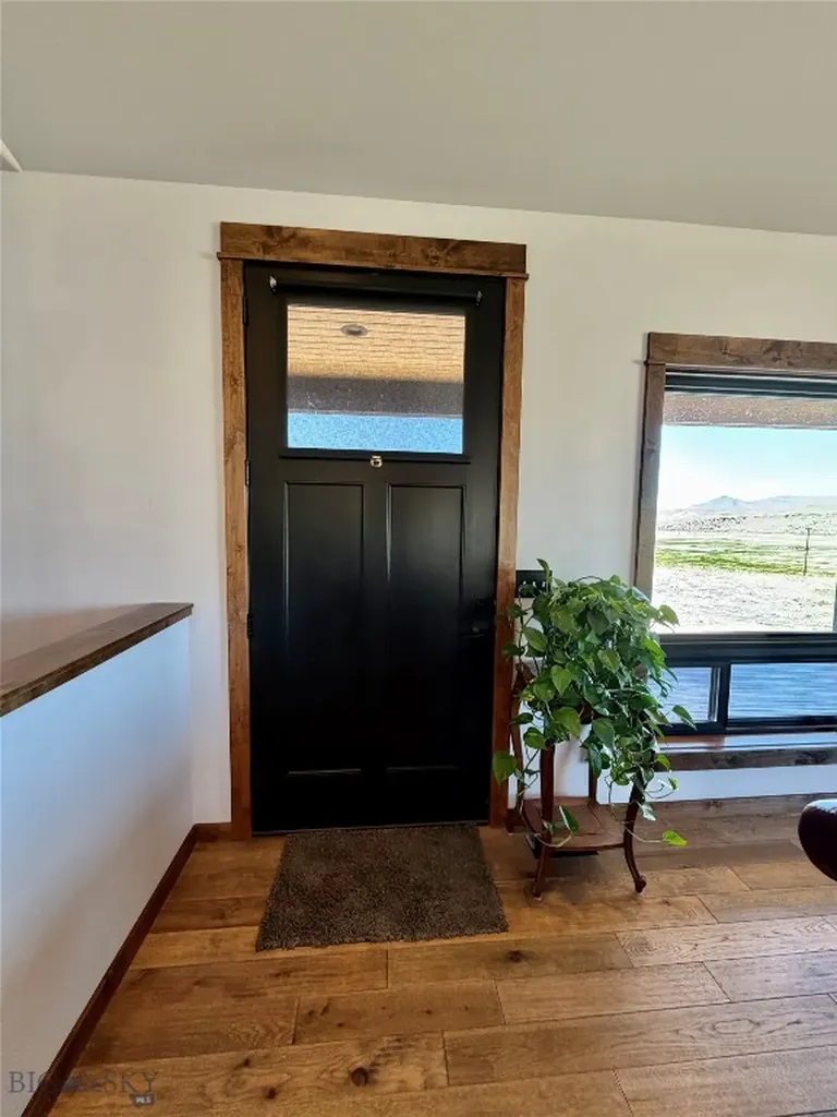 13502 Highway 41 Dillon MT 59725
