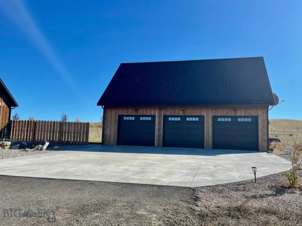 13502 Highway 41 Dillon MT 59725
