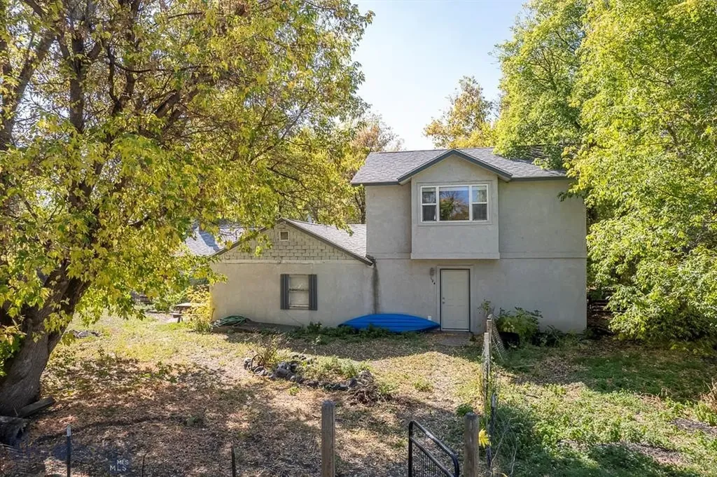 124 S M Street Livingston MT 59047