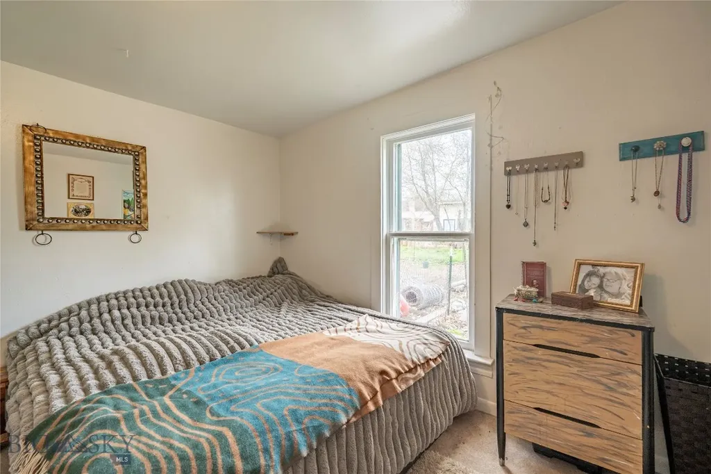 124 S M Street Livingston MT 59047