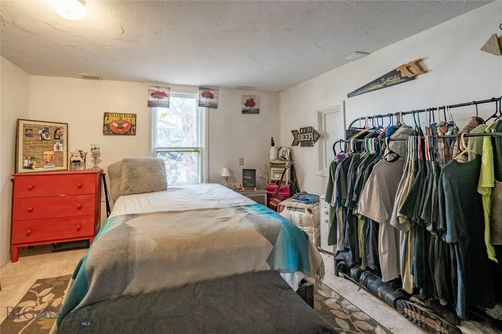 124 S M Street Livingston MT 59047