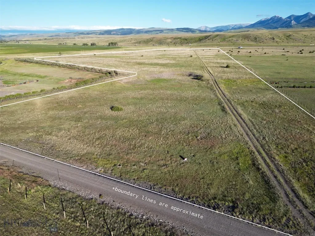 Tbd Fox Run Livingston MT 59047