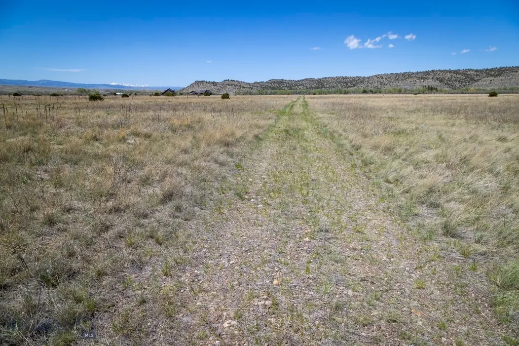 Tbd Fox Run Livingston MT 59047