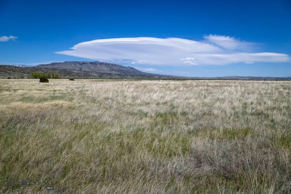 Tbd Fox Run Livingston MT 59047