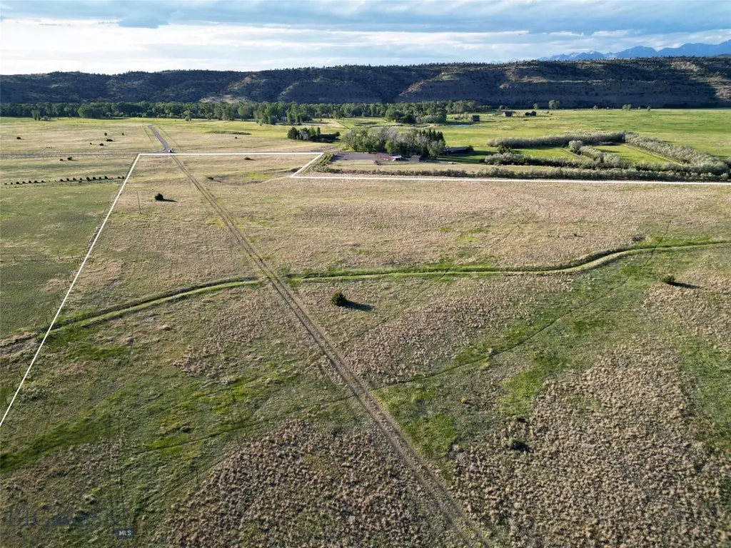Tbd Fox Run Livingston MT 59047