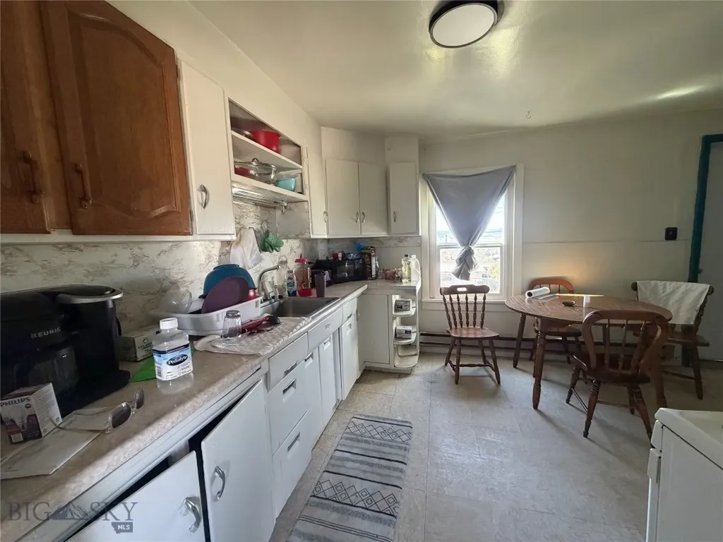 420 Virginia Butte MT 59701