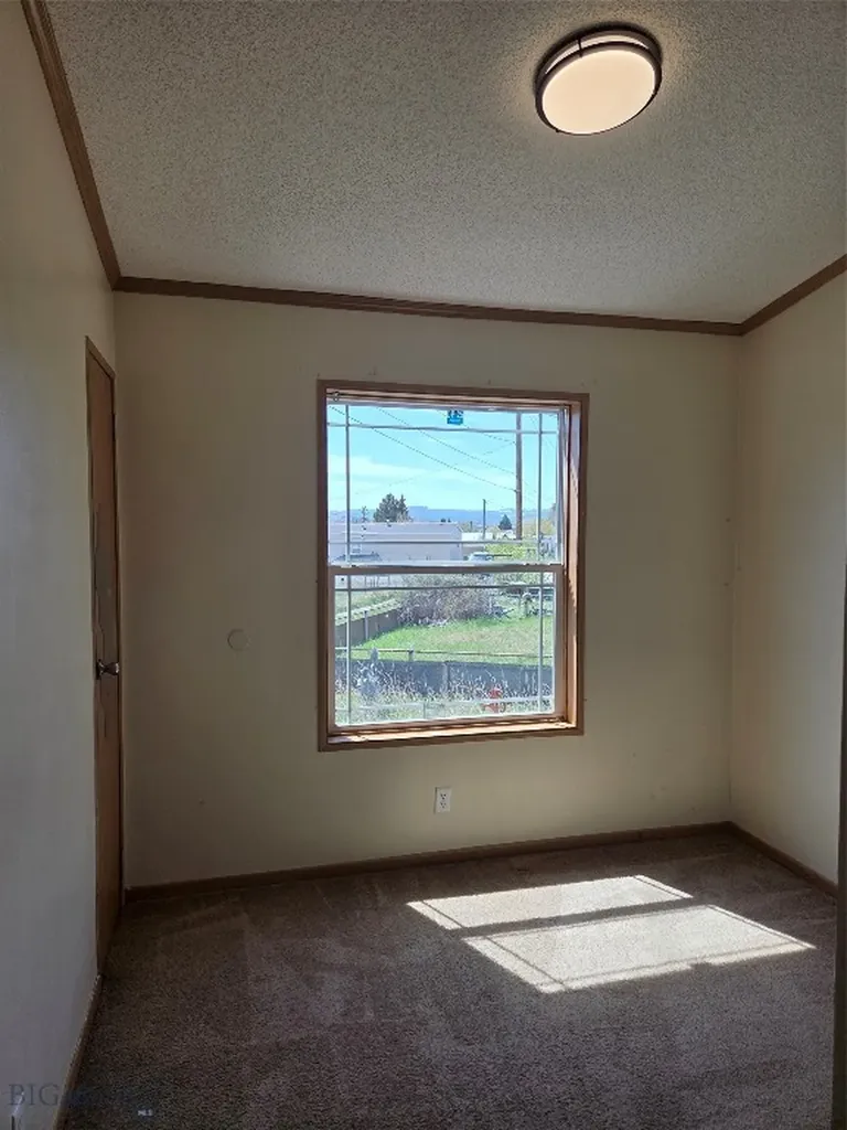 2904 Walnut Butte MT 59701
