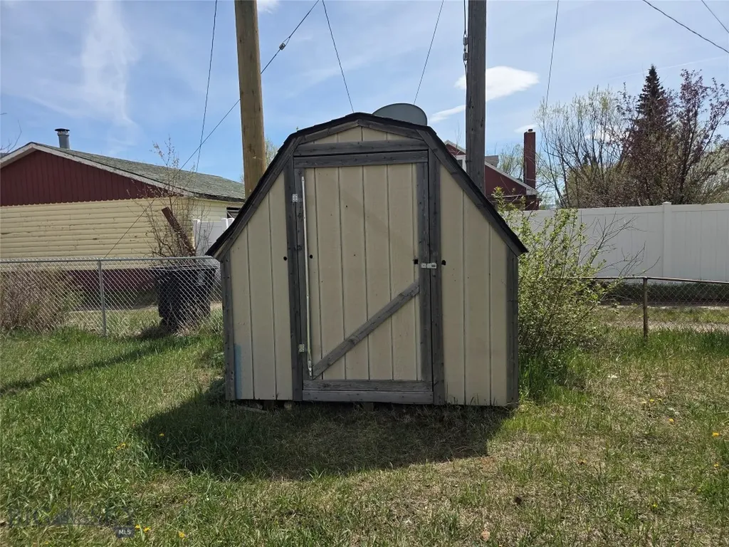 2904 Walnut Butte MT 59701