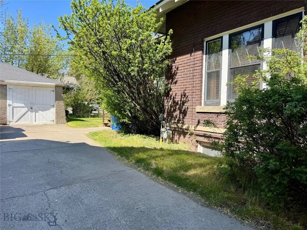 119 N 7th Street Livingston MT 59047