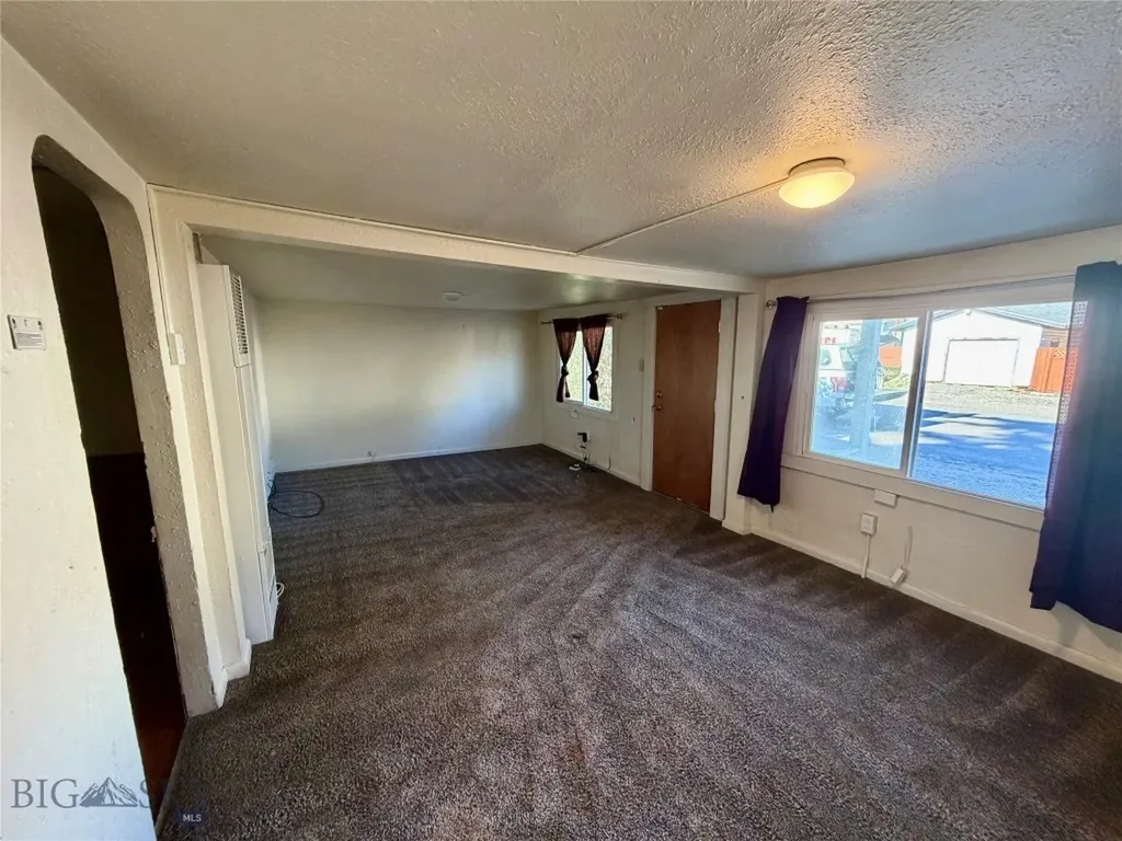 1303 Stuart Avenue Butte MT 59701