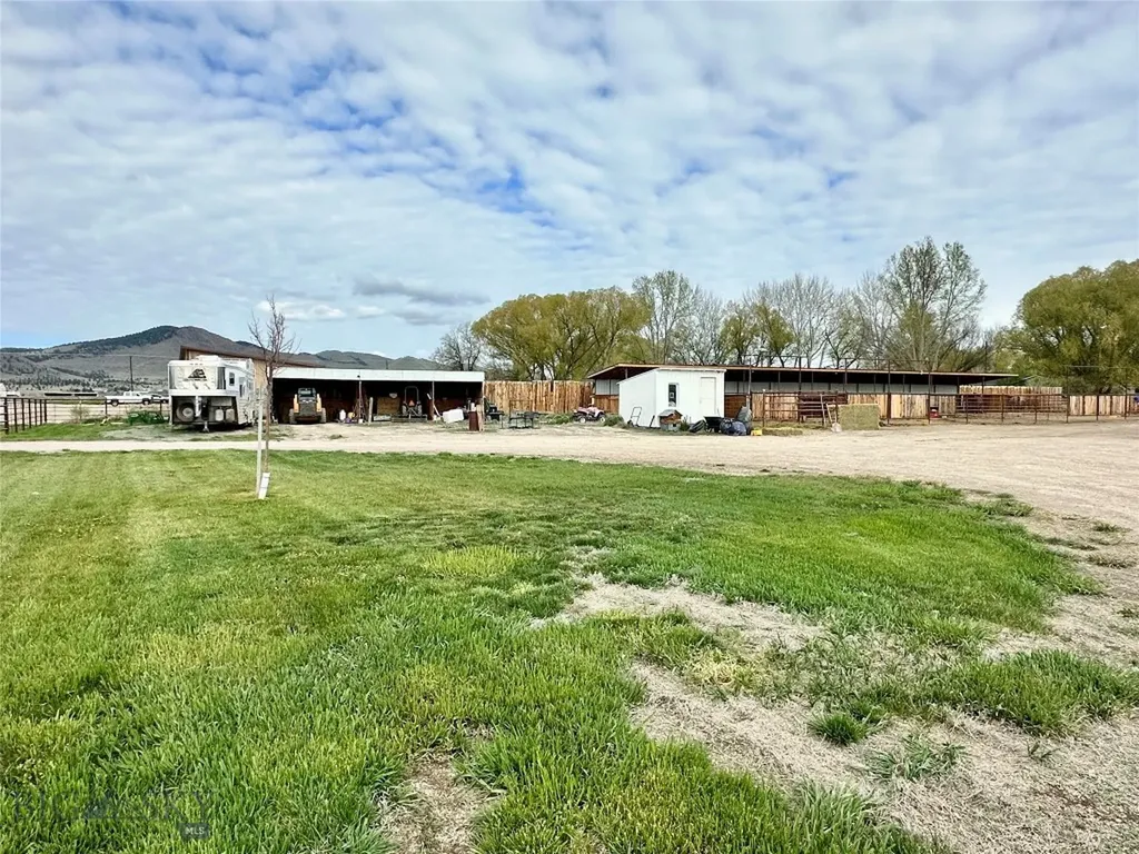1280 Ryanns Lane Helena MT 59602