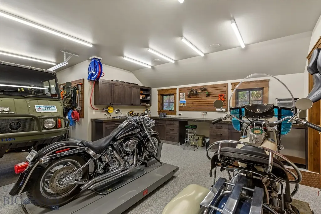 5730 Jackson Creek Road Bozeman MT 59715