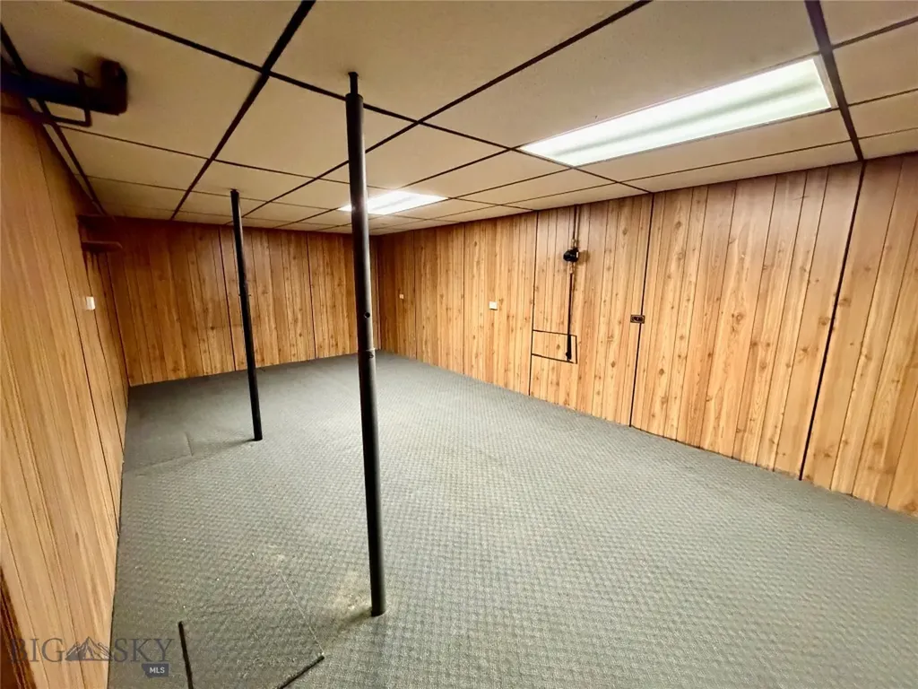 1953 S Warren Avenue Butte MT 59701