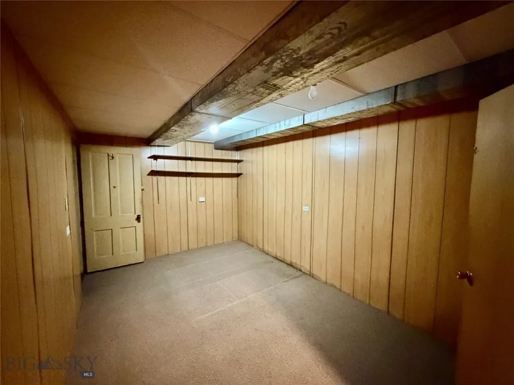 1953 S Warren Avenue Butte MT 59701