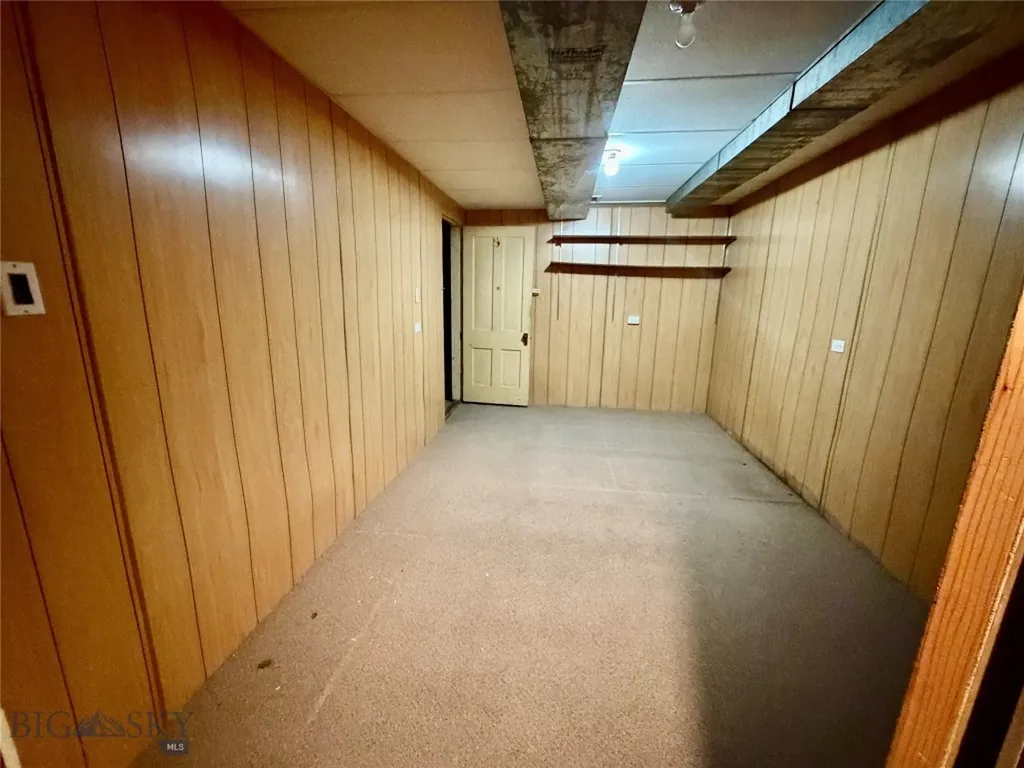 1953 S Warren Avenue Butte MT 59701