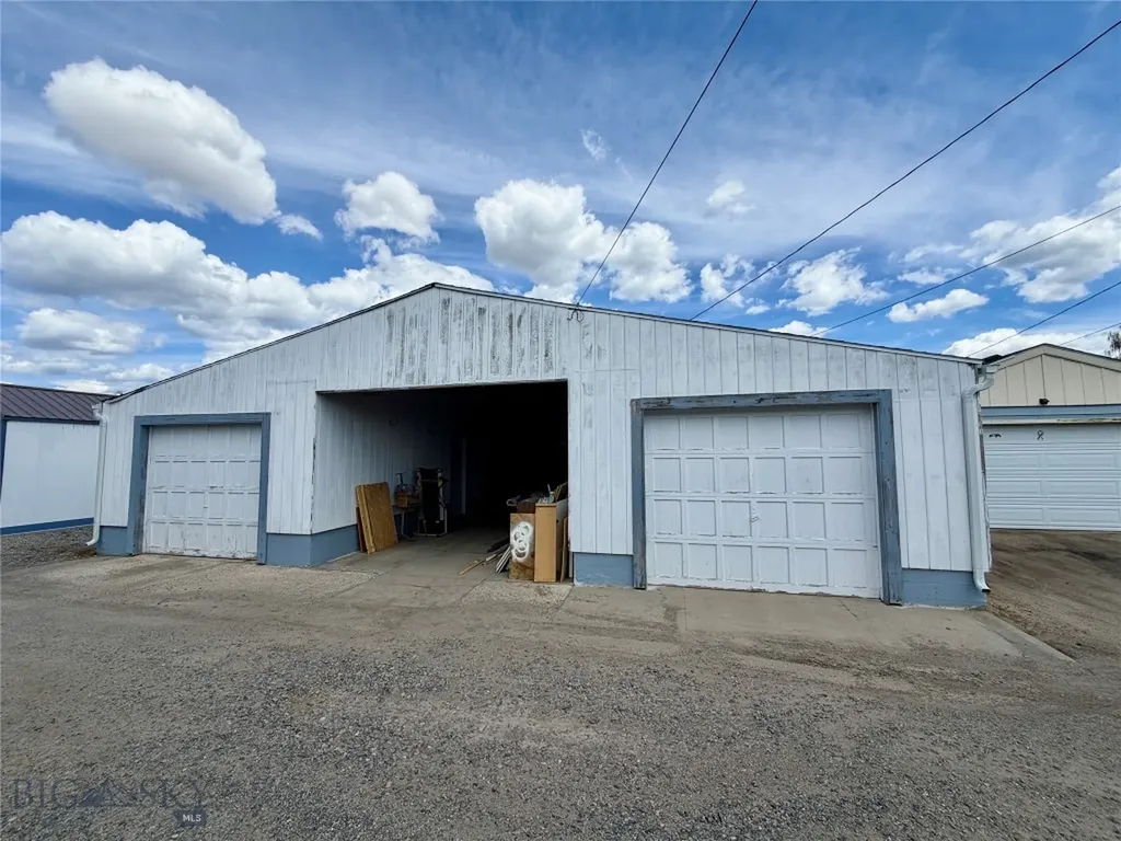 1953 S Warren Avenue Butte MT 59701