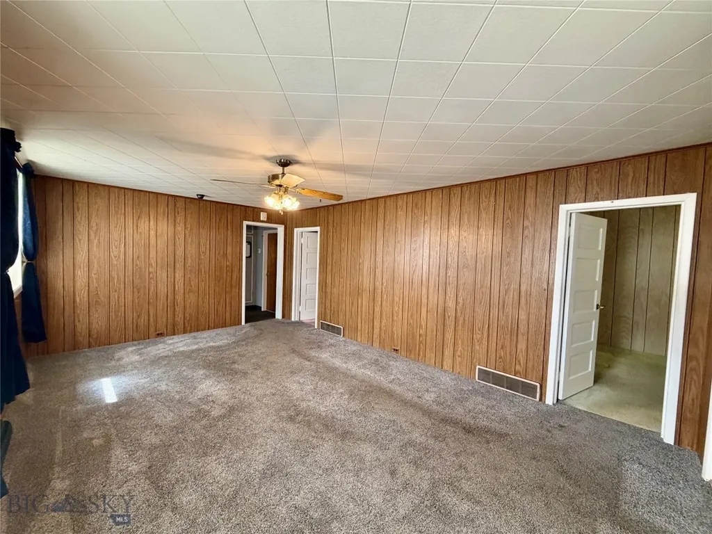 1953 S Warren Avenue Butte MT 59701