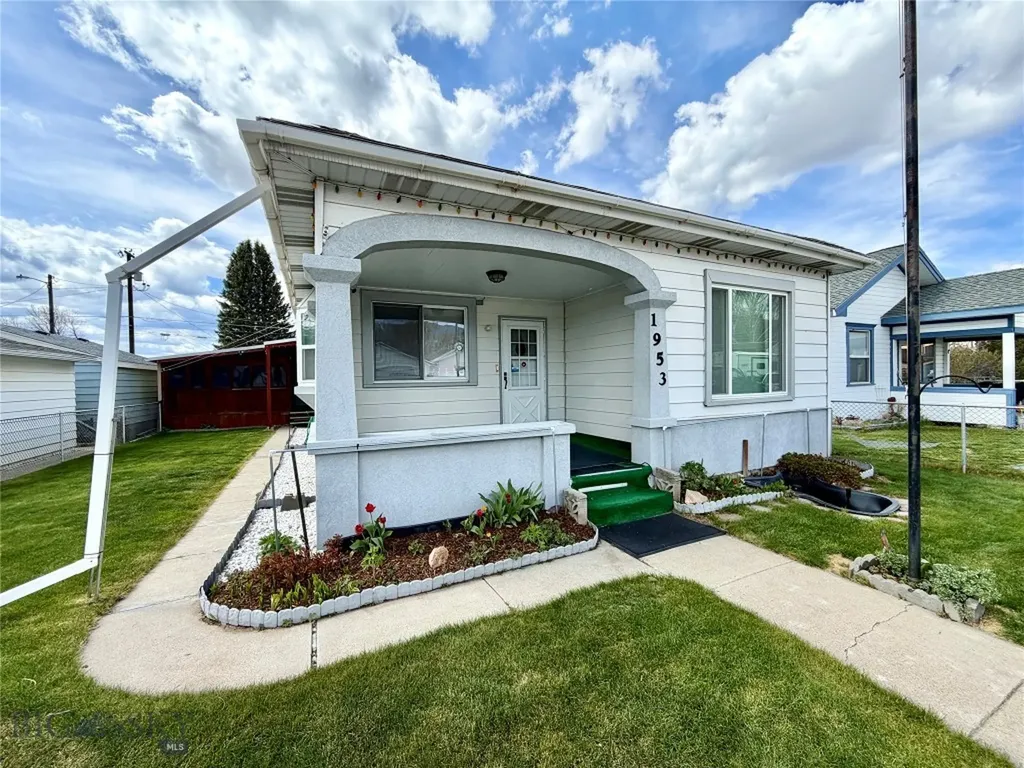1953 S Warren Avenue Butte MT 59701