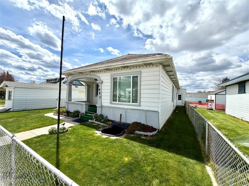 1953 S Warren Avenue Butte MT 59701