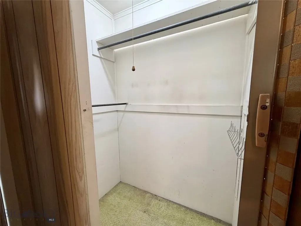 1953 S Warren Avenue Butte MT 59701