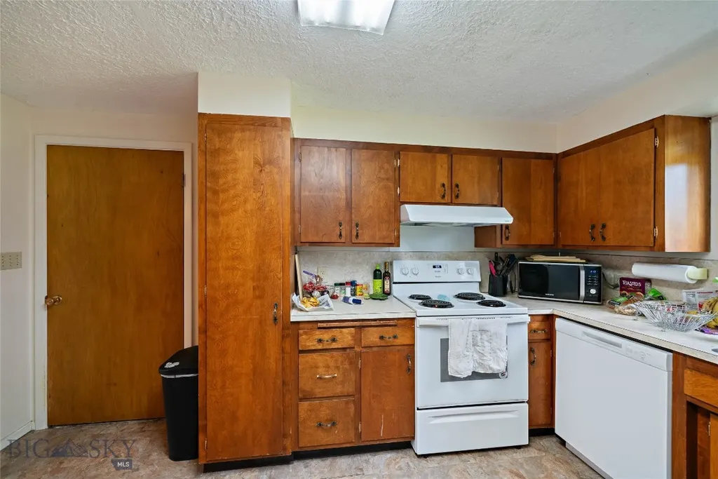 823-825 W Villard Street Bozeman MT 59715