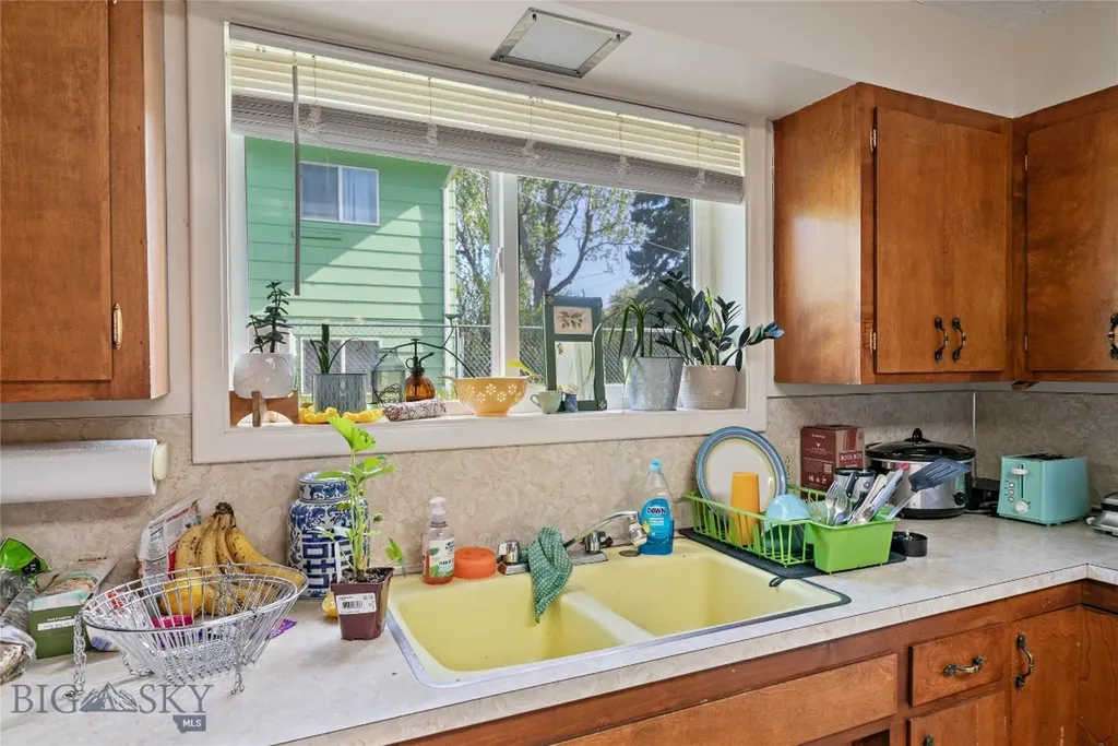 823-825 W Villard Street Bozeman MT 59715