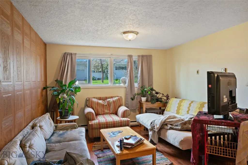 823-825 W Villard Street Bozeman MT 59715
