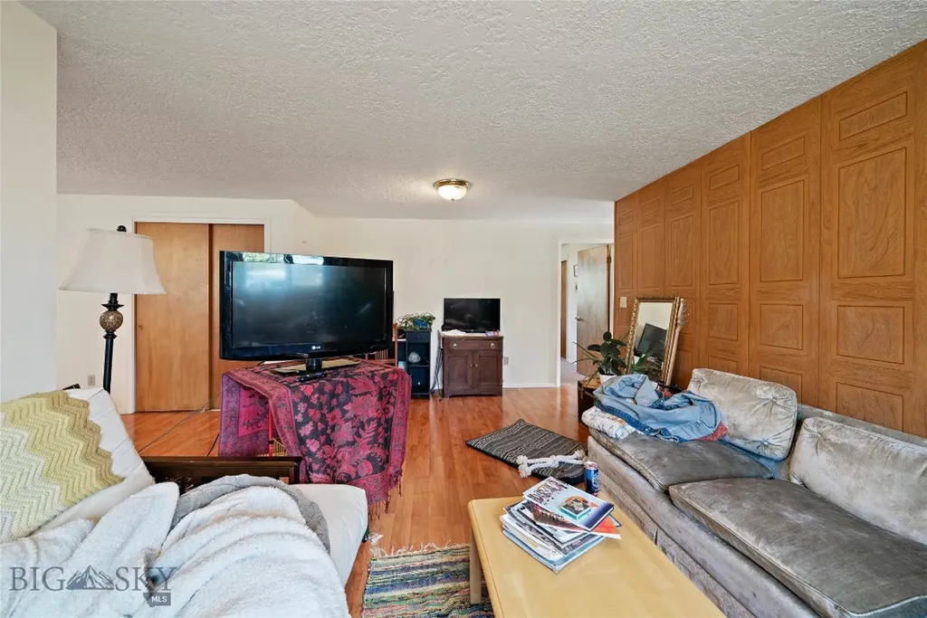 823-825 W Villard Street Bozeman MT 59715