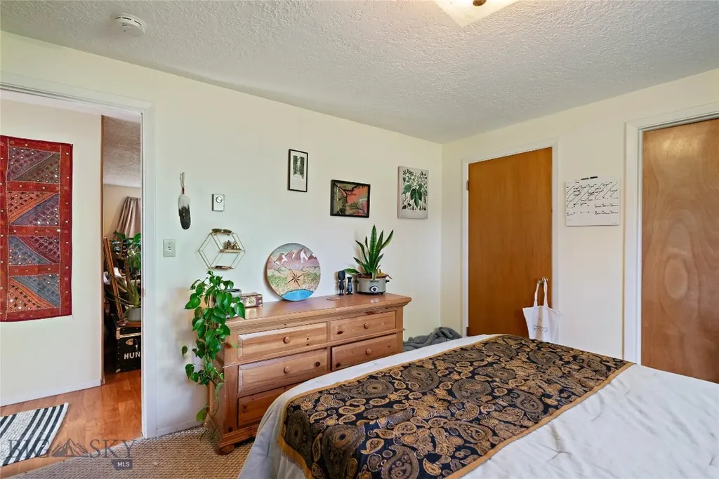 823-825 W Villard Street Bozeman MT 59715
