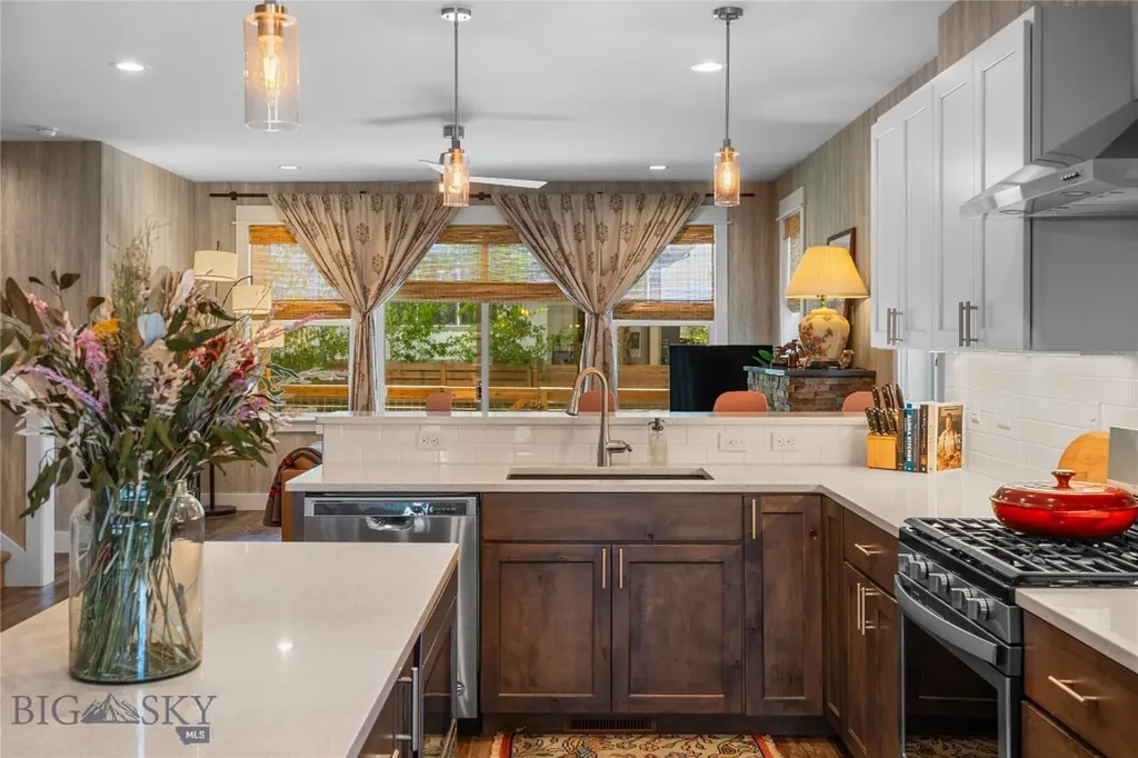 5422 Vahl Way Bozeman MT 59718