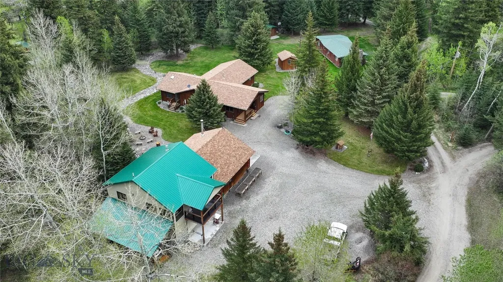 9 Moose Haven Loop Mcleod MT 59052