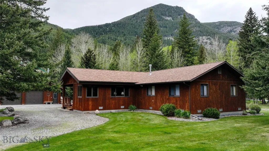 9 Moose Haven Loop Mcleod MT 59052