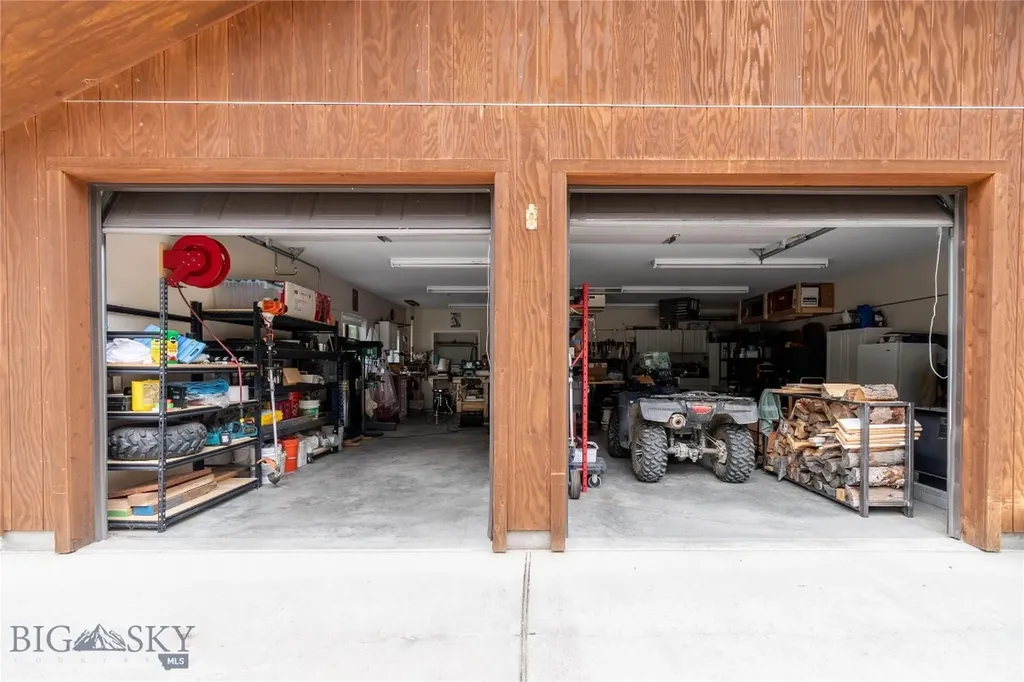 9 Moose Haven Loop Mcleod MT 59052