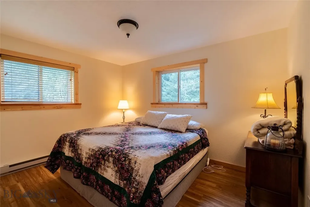 9 Moose Haven Loop Mcleod MT 59052