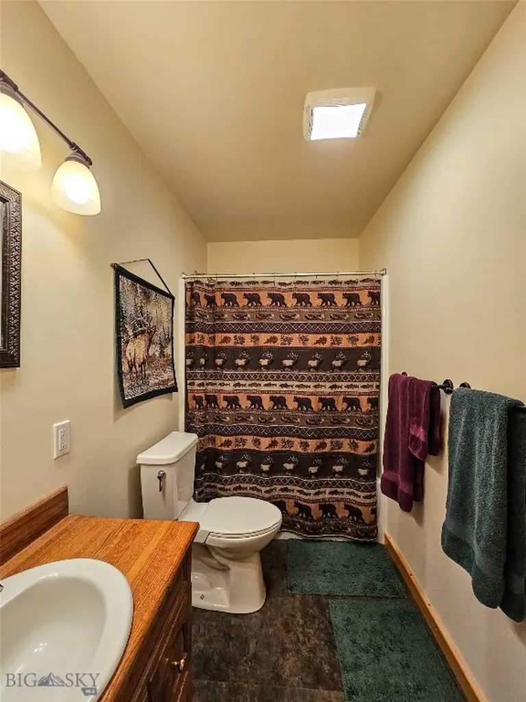 9 Moose Haven Loop Mcleod MT 59052