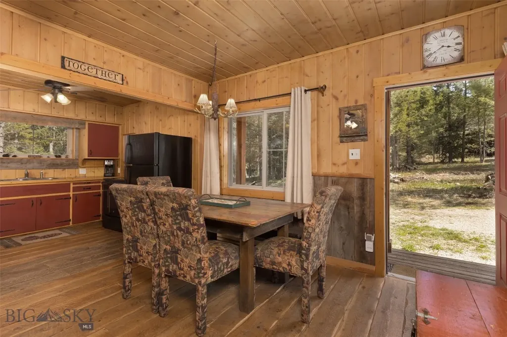 162 Black Moose Road West Yellowstone MT 59758
