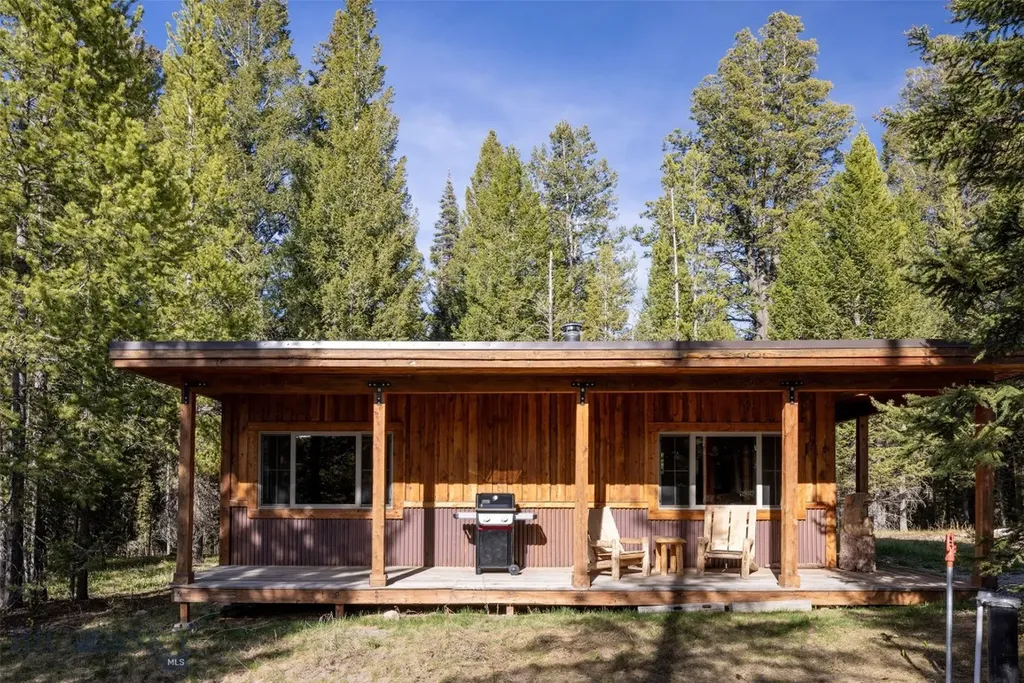 162 Black Moose Road West Yellowstone MT 59758
