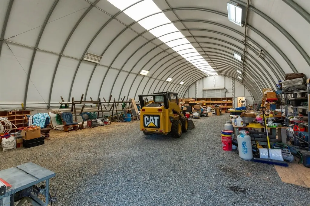 6280 W Dry Creek Road Manhattan MT 59741