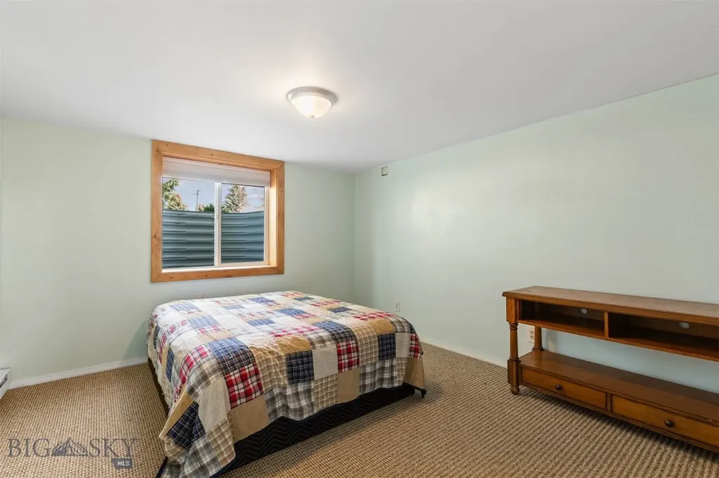 6280 W Dry Creek Road Manhattan MT 59741