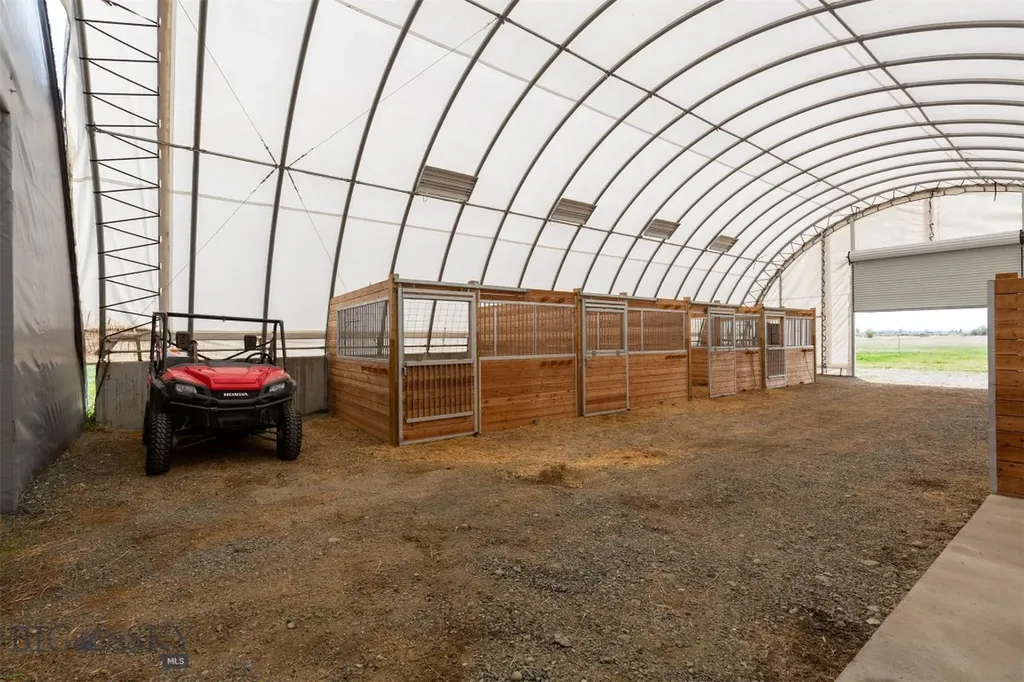 6280 W Dry Creek Road Manhattan MT 59741