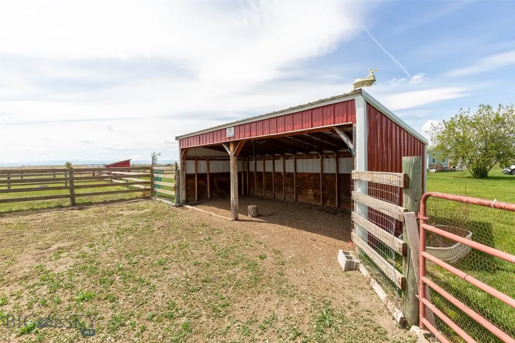 6280 W Dry Creek Road Manhattan MT 59741