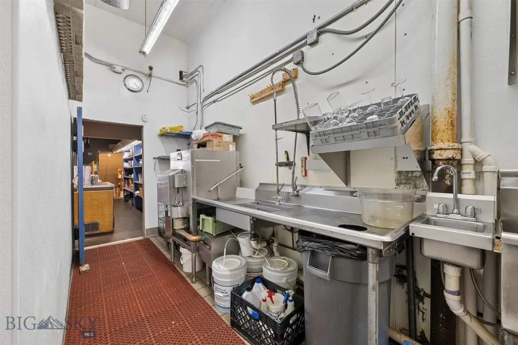 47 E Broadway Street Butte MT 59701