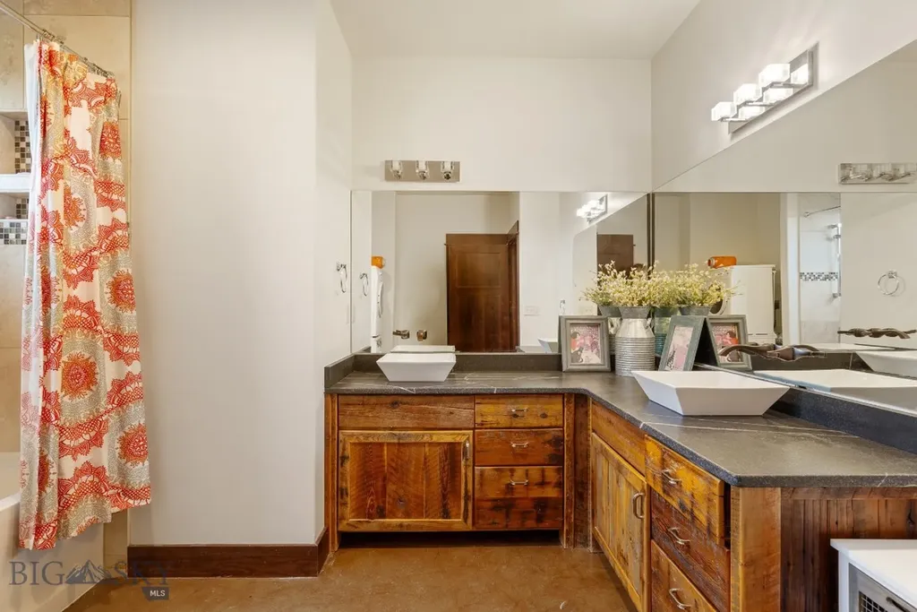 209 Black Bull Trail Bozeman MT 59718