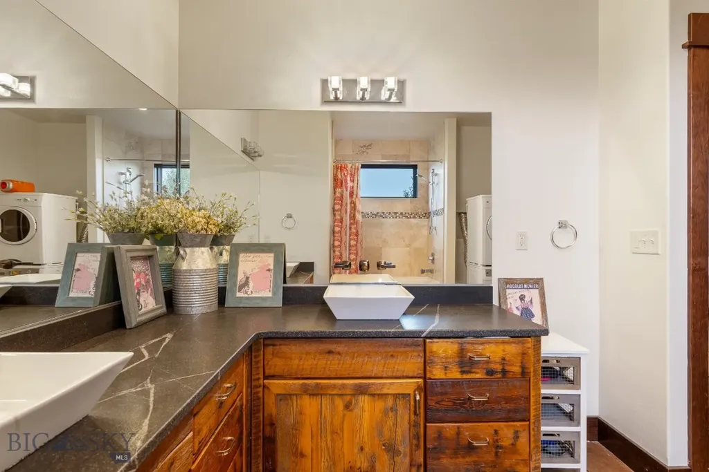209 Black Bull Trail Bozeman MT 59718
