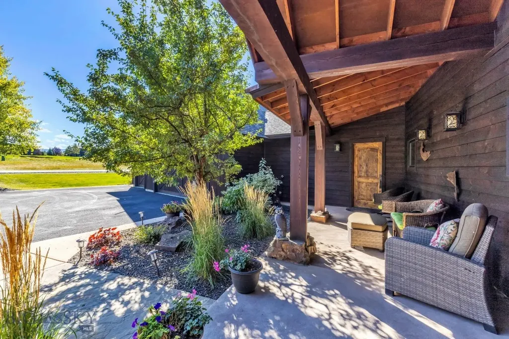 209 Black Bull Trail Bozeman MT 59718