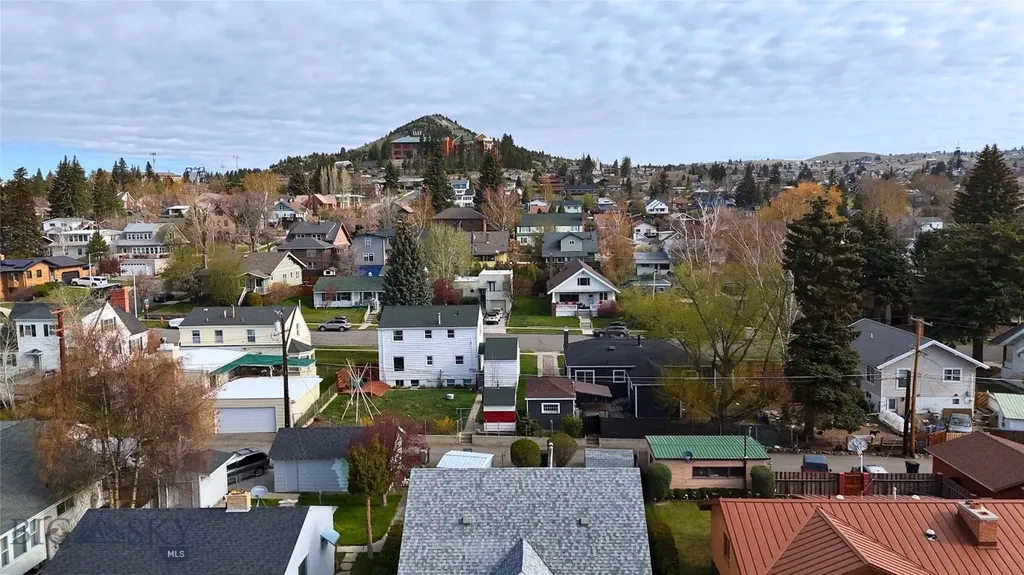 1247 W Aluminum Butte MT 59701