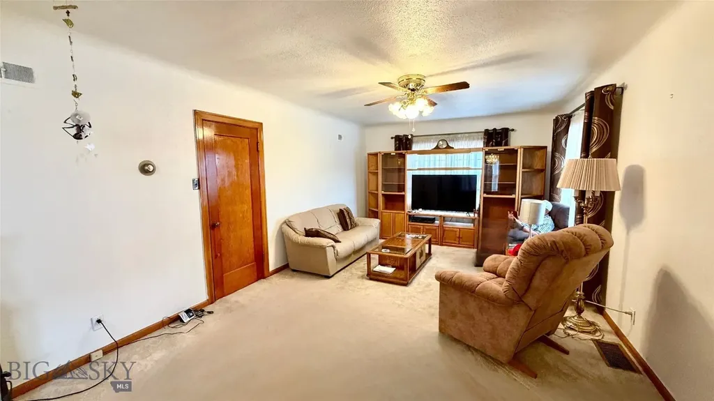 1247 W Aluminum Butte MT 59701